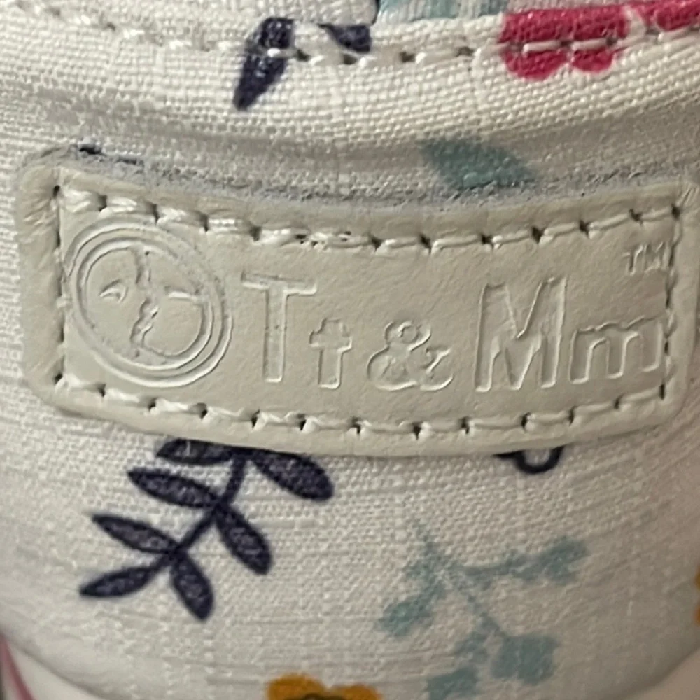 Tt & Mm Platform Floral Sneakers Sz. 9 like new!
